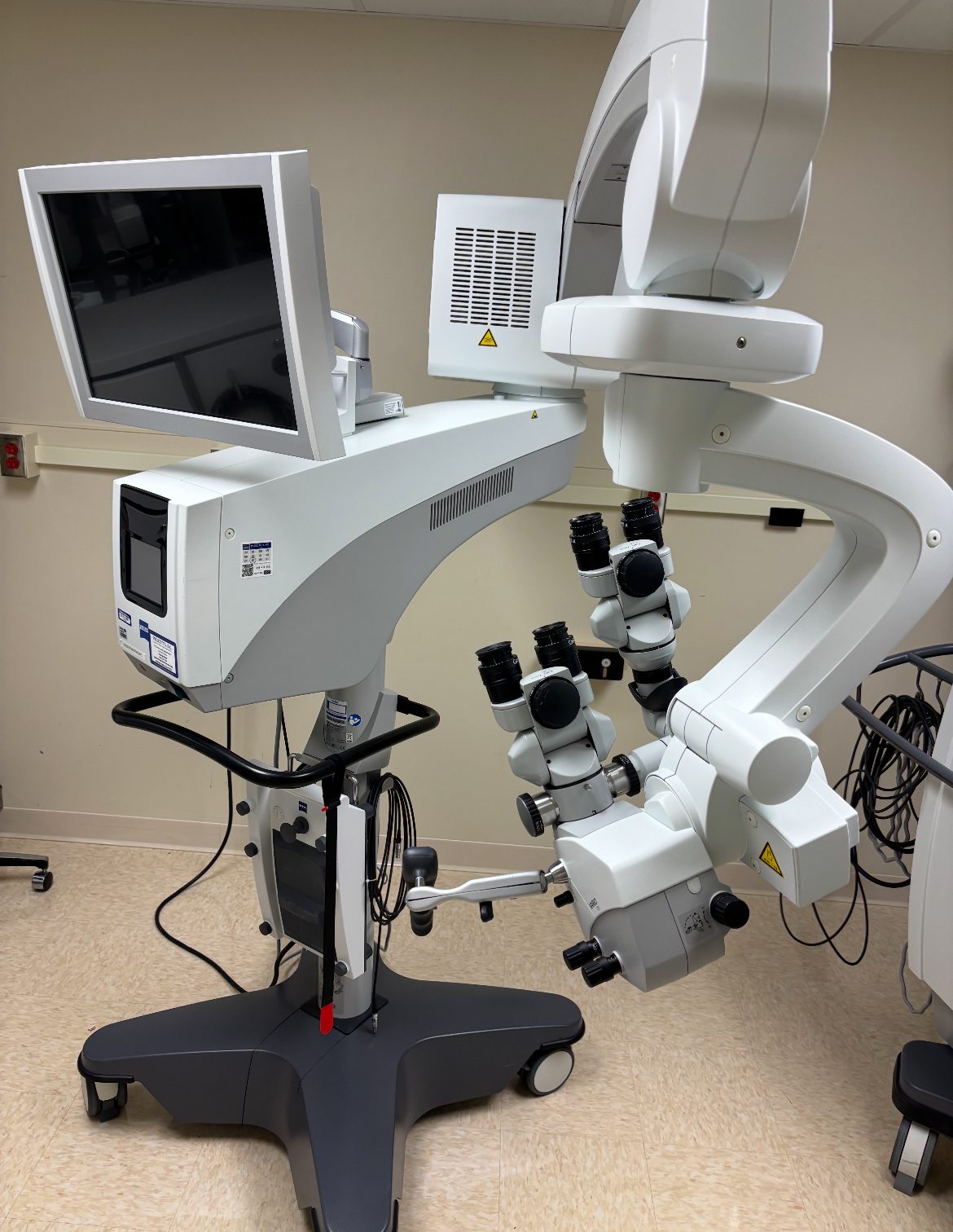 Refurbished surgical microscope